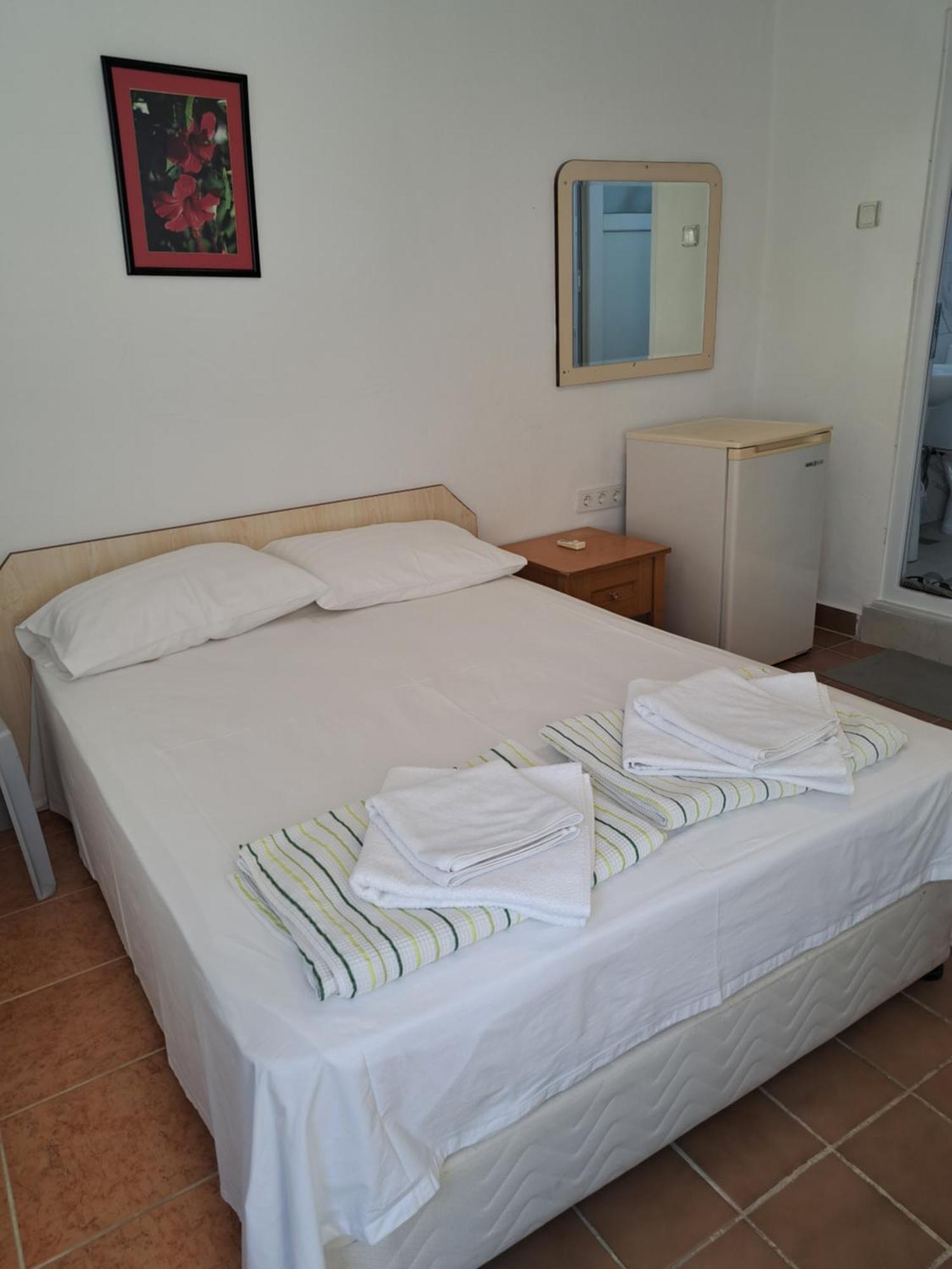 Martili Villa Lara Antalya Szoba fotó
